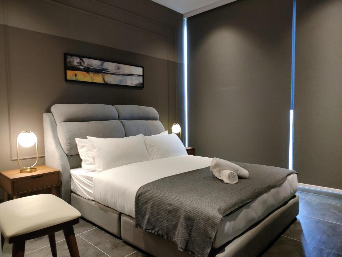 Scarletz Suites, Luxury Suites Klcc By Birdy Stay 吉隆坡 外观 照片
